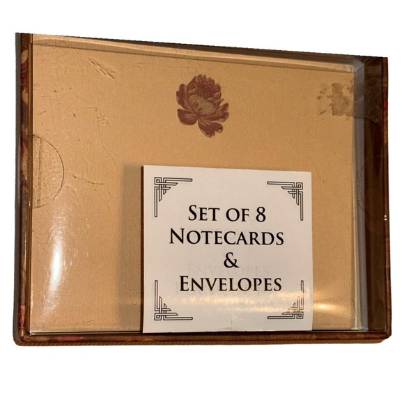 Barnes & Noble Ivory Vintage Notecards & Envelopes Set of 8 - Picture 1 of 9